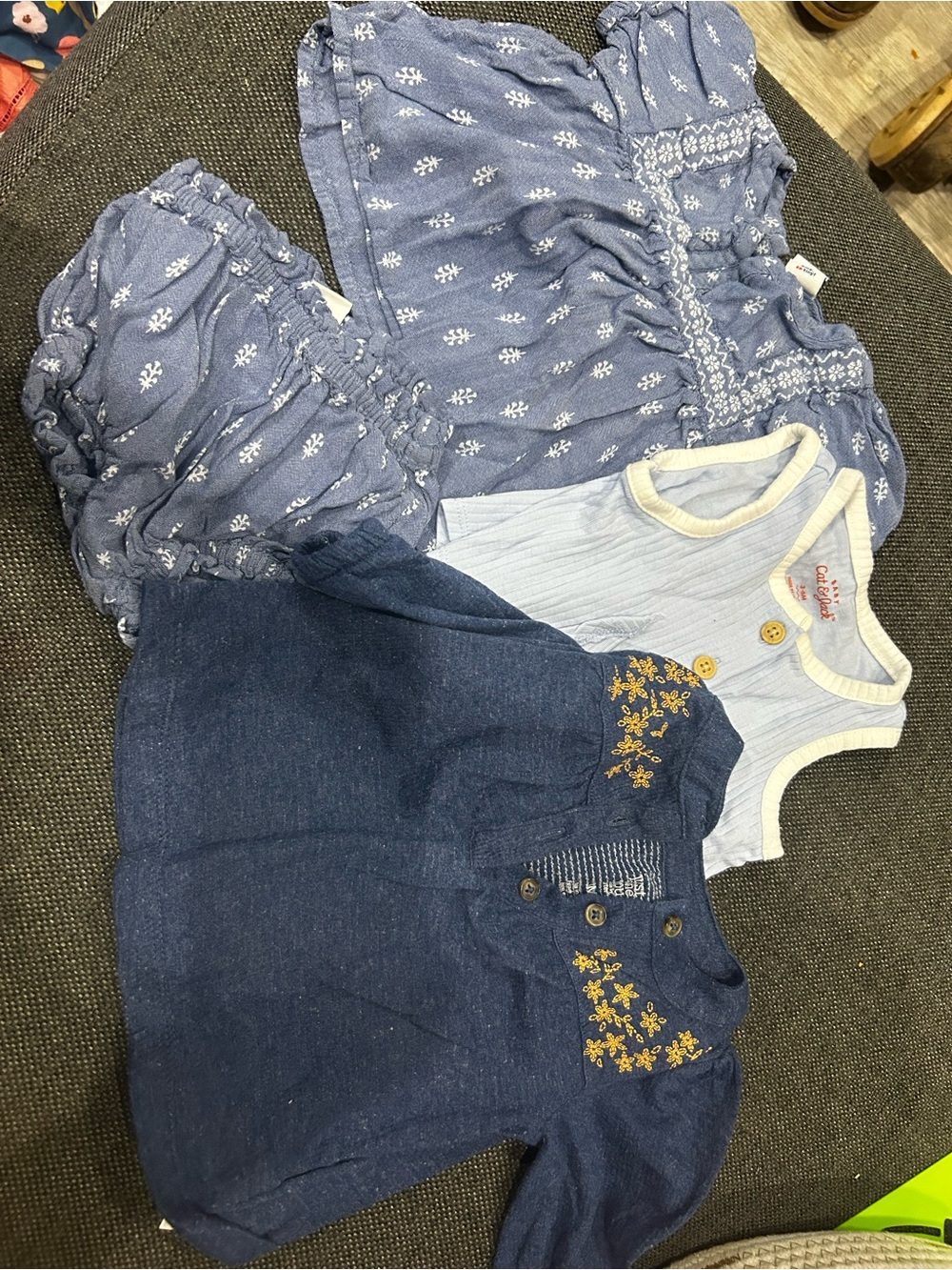 Baby clothes